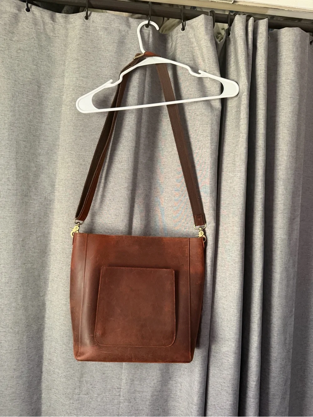 Classic Brown Leather Tote with Front Pocket